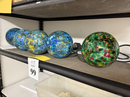 GLASS GLOBE LIGHTS