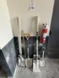 LOT CONSISTING OF ASSORTED SHOVELS