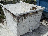 METAL DUMP / MIX BUCKET