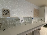 LOT CONSISTING OF ASSORTED GLASSWARE