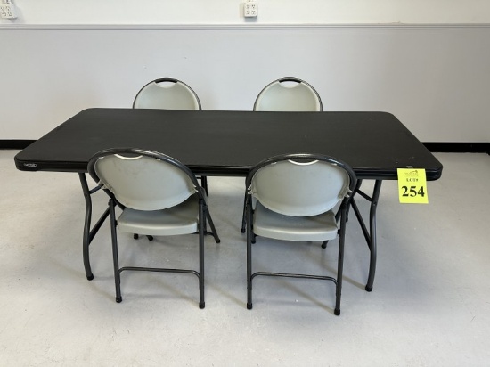 LIFETIME 6' PLASTIC FOLDING TABLE