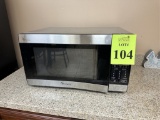 MAGIC CHEF MICROWAVE