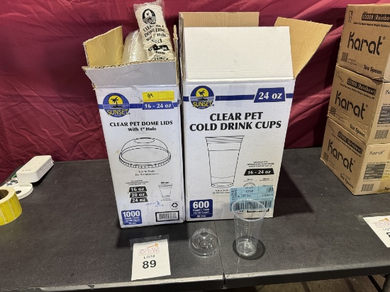 LOT CONSISTING OF CLEAR PET COLD DRINK CUPS