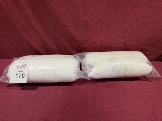 AMAZON BASICS KING SIZE PILLOWS (NEW)