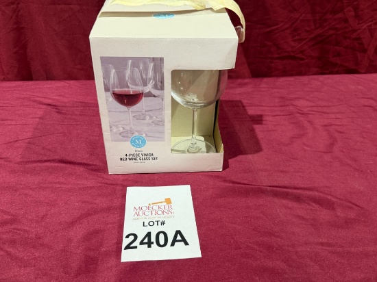 MARTHA STEWART 4 PC VIVICA RED WINE GLASS SET (NEW)