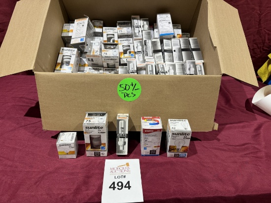 LOT CONSISTING OF ASSORTED LIGHT BULBS (NEW)