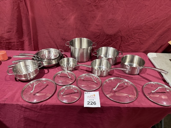 LOT CONSISTING OF (16) PCS. OF MUELLER POT, PANS