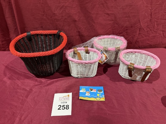 Lot Consisting Of (4) Colorbaskets (New)