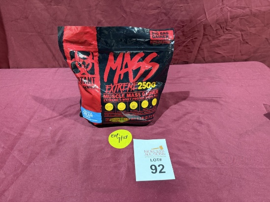 MASS EXTREME 2500 MUSCLE MASS GAINER 6 LBS. (NEW)