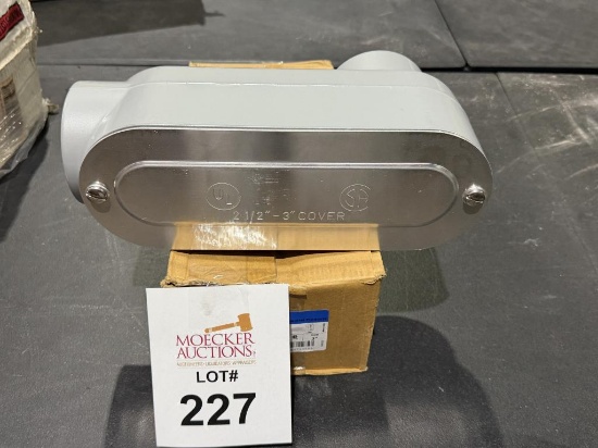 Heavy0duty Conduit Body 2 1/2" - 3" Cover New
