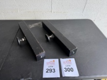 SINGLE PANEL FLY BAR 19.5" X 3"