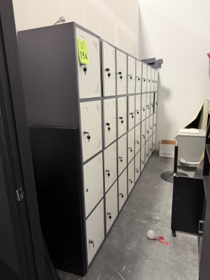 4-Tier Sections Of Lockers