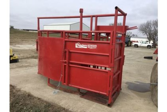 Ranchers Livestock Tub w/ self catching headgate: