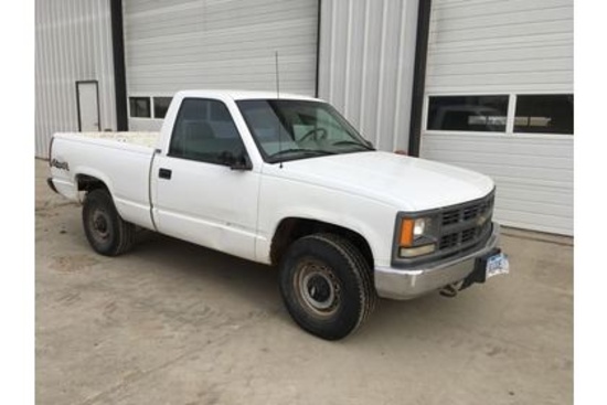 1997 Chevy K1500 2DR pickup