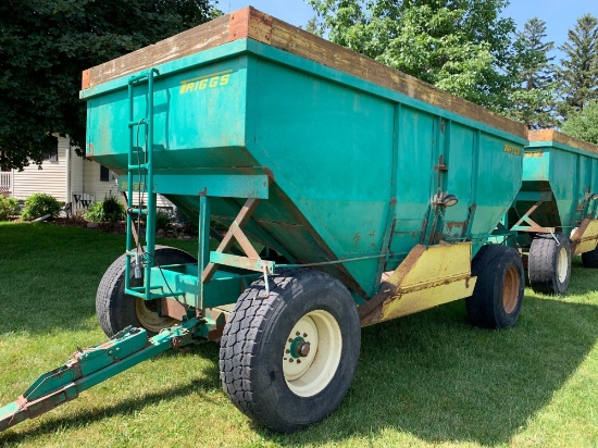 Triggs 400bu. Gravity Wagon