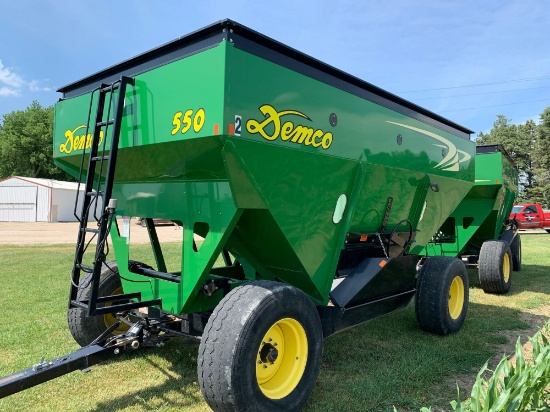 Demco 550bu Gravity Wagon