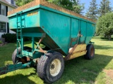 Triggs 400bu. Gravity Wagon
