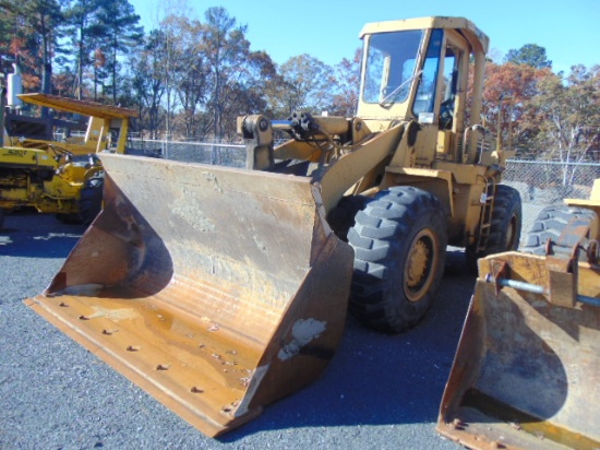 1984 CAT 950B rubber tire loader, closed cab, 108'' loader bucket, SN: 65R0