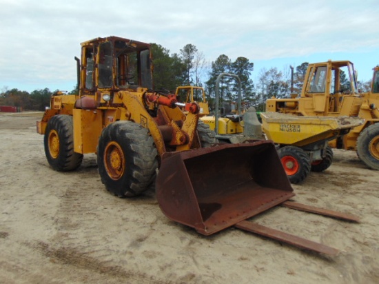 Trojan wheel loader 1900Z, closed cab, fork att, 8' forks with 96'' loader