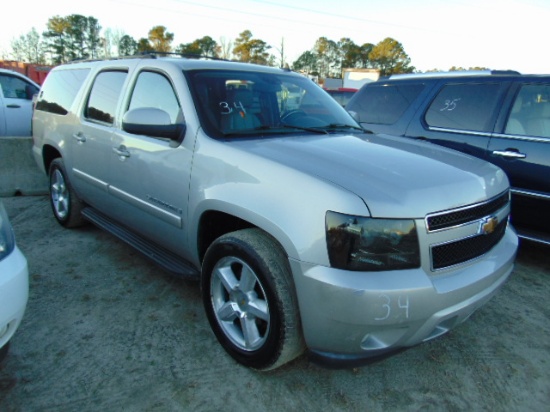 2007 CHEVROLET SUBURBAN VIN:1GNFK16347R190183 4 door gas MILES::231,026