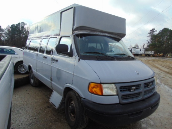 1999 DODGE RAM 3500 VIN:2B6LB31Z0XK577372 Van, 13 passenger