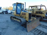 2005 CAT D3G LGP CRAWLER DOZER, serial number: CAT00D3GABYR01394, equipped