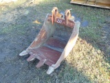 24'' John Deere backhoe bucket