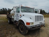 VIN:1HTSCAALOTH396387 1996 International 4700 DT466 Single Axle Septic Tank