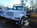 1996 INTERNATIONAL 4900 VIN:1HTSDAAMXTH249130 Cab & chassis, single axle, 2