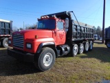 2000 MACK VIN:1M2P267C7YM055251 RD 6885 Quad Axle Dump Truck, 16' Metal Bod