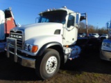 2006 MACK CV713 VIN:1M2AG11C96M026690 Granite T/A roll off truck, 370 Mack