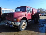 2000 INTERNATIONAL 4770 VIN:1HTSCABFXYH24046B Single axle water truck, DT44
