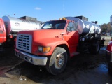 1998 FORD F SERIES VIN:1FDXF80C4WVA01174 S/A tack truck, Cummins diesel, A/
