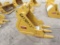 New Teran 12'' Bucket for CAT 301 with side cutters & 3HD TipsJ250 Tips30MM Pins