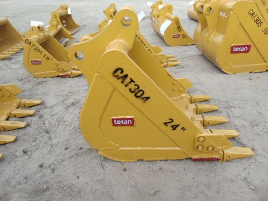 New Teran 24'' bucket for CAT 304 with side cutters,reinforcement plates and 5HD TipsPIN40x345