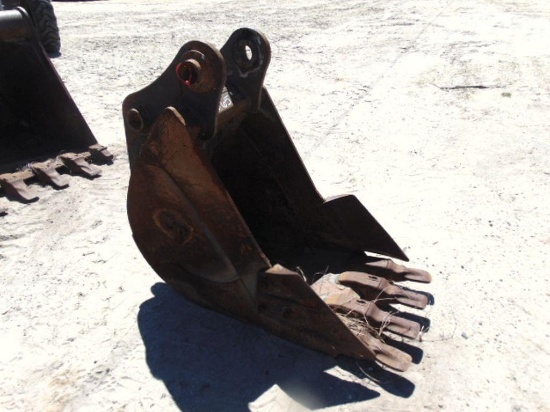 26'' CP Excavator Bkt, fits Volvo EC140
