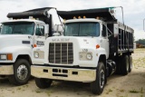 1988 MACK R69OST VIN:1M2N266C9JW006717 T/A Dump Truck, Mack Diesel, 15' Met
