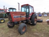 INTERNATIONAL 5088 Farm Tractor, closed cab, long rear axle, rear lift arms