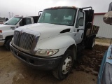 INTERNATIONAL 4300 single axle dump truck DT466, Eaton 6spd, 13ft bed w/woo
