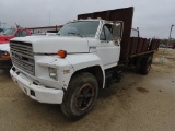 1988 FORD F700 15ft dump bed, 5spd trans, 1FDNF70K450A43397