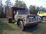 1974 FORDsingle axle grain truck w/dump 390 propane engine, 5spd high & low