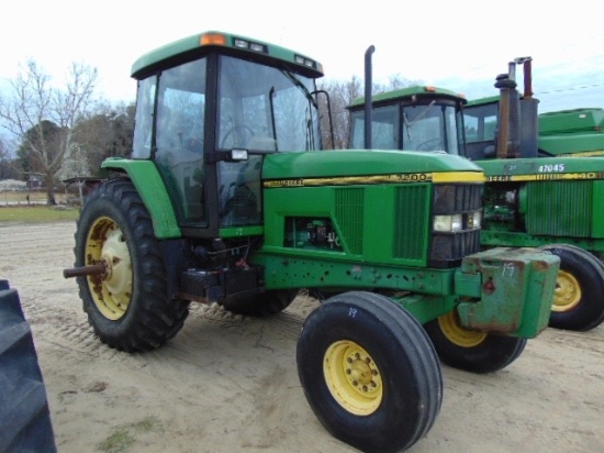 "1995 JOHN DEERE 7200 farm tractor, closed a/c cab, power steering, weights