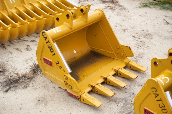 Unused Teran Bucket 24inch for CAT 301 w/ Side Cutters & 5HD Tips