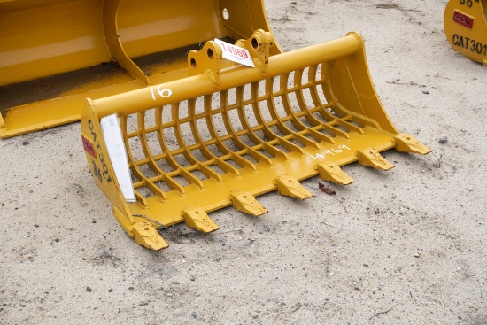 Unused Teran Skeleton Clean-Up Bucket 36inch for CAT301 w/ 7HD Tips