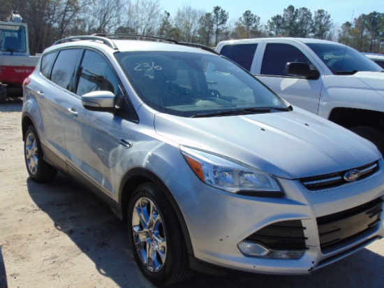 2013 Ford Escape SEL Suv, 1.6L engine, A/T, Power Windows, Power Locks, Leather Interior, S/N: