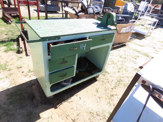 Wood cabinet w/vise