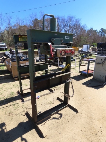Dake air-hydraulic press