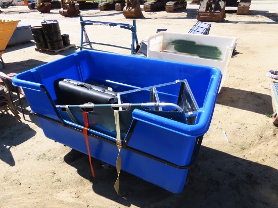 Industrial rubber container w/wheels