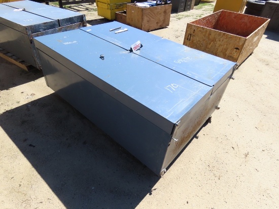 Metal storage cabinet