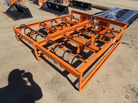 Landhonor skid steer hay accumulator grapple